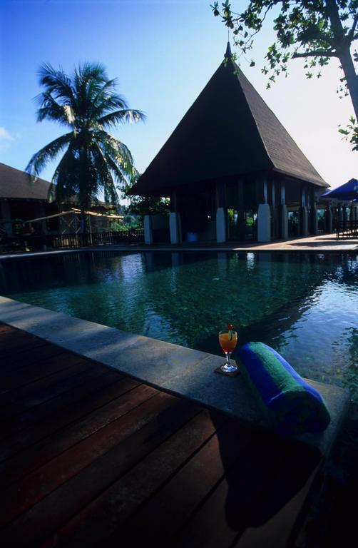 Nusantara Diving Centre Resort & Spa Manado Exterior foto